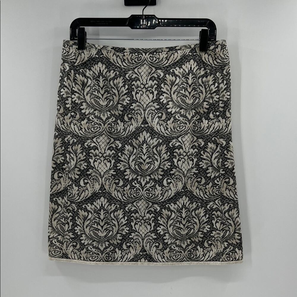 'S MaxMara Women's Knee Length Victorian Design Skirt with pockets - 8